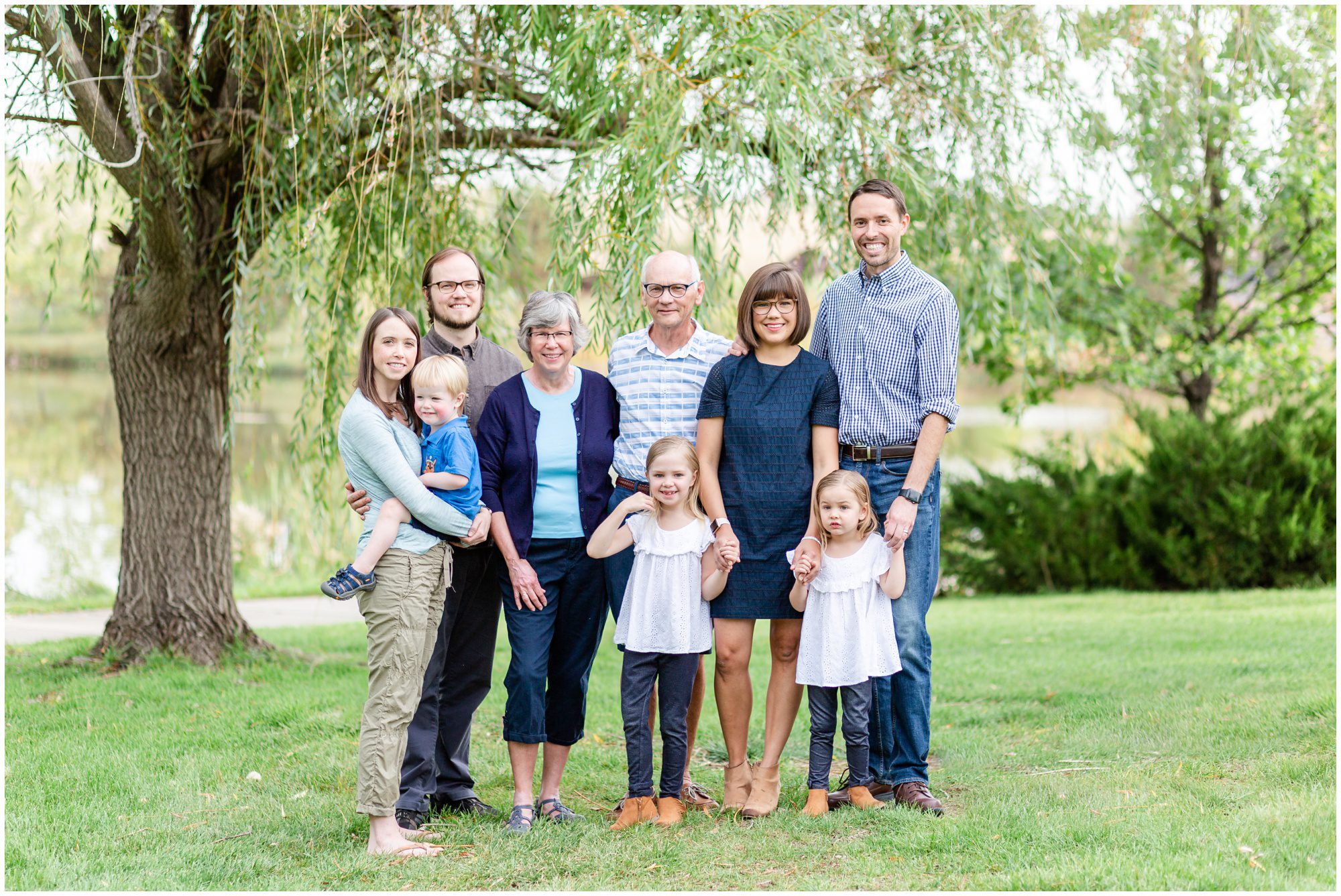 The Freund’s Extended Family Session | Erie Family Photography