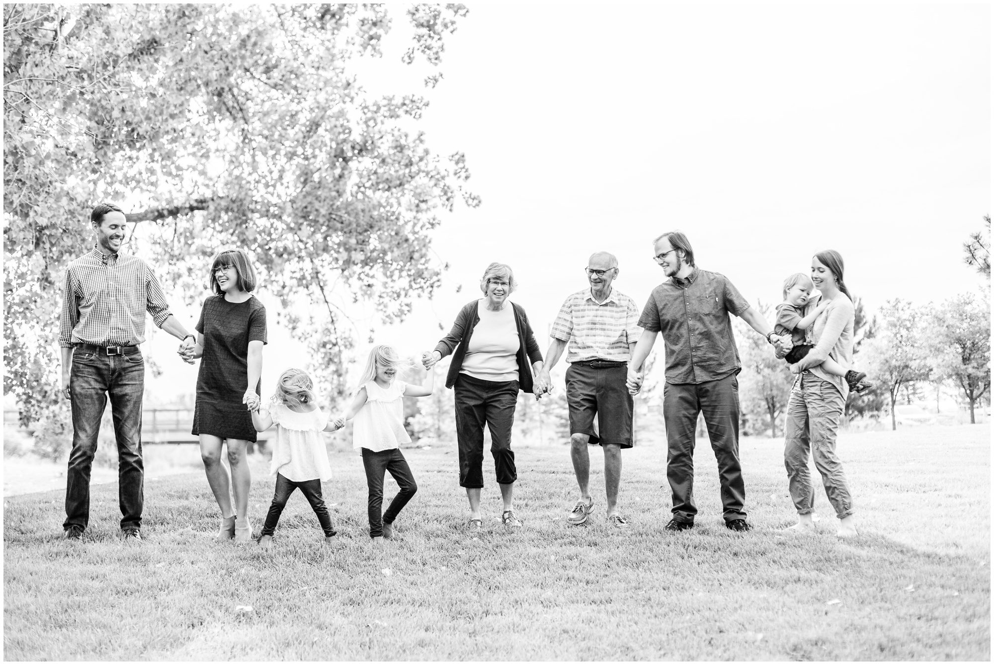 Extended Family Session In Anthem Broomfield