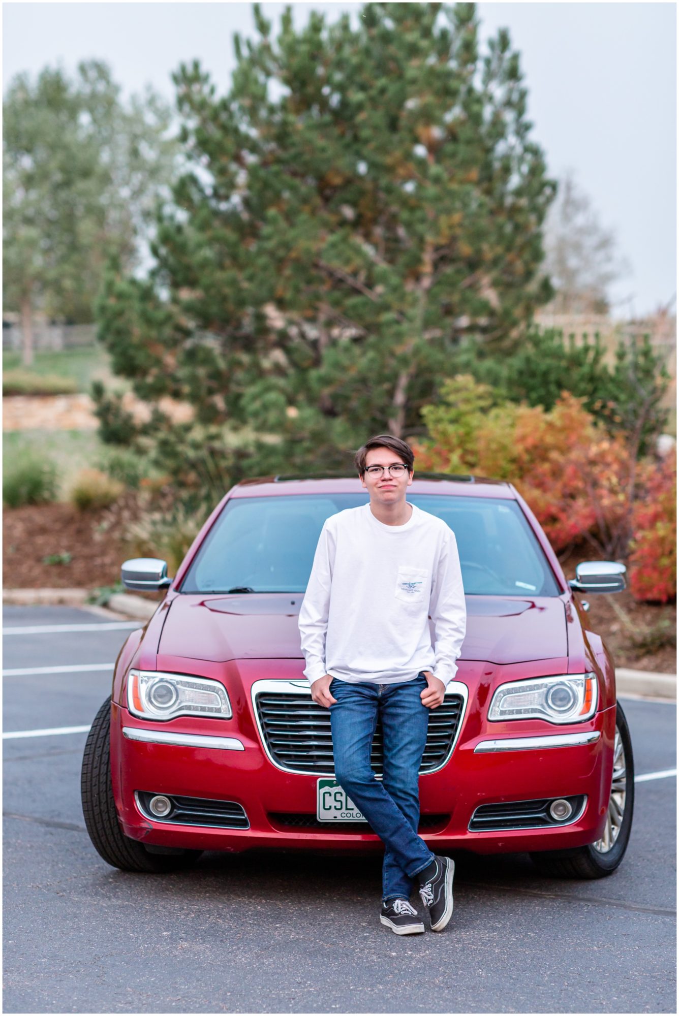 guys senior portraits with car