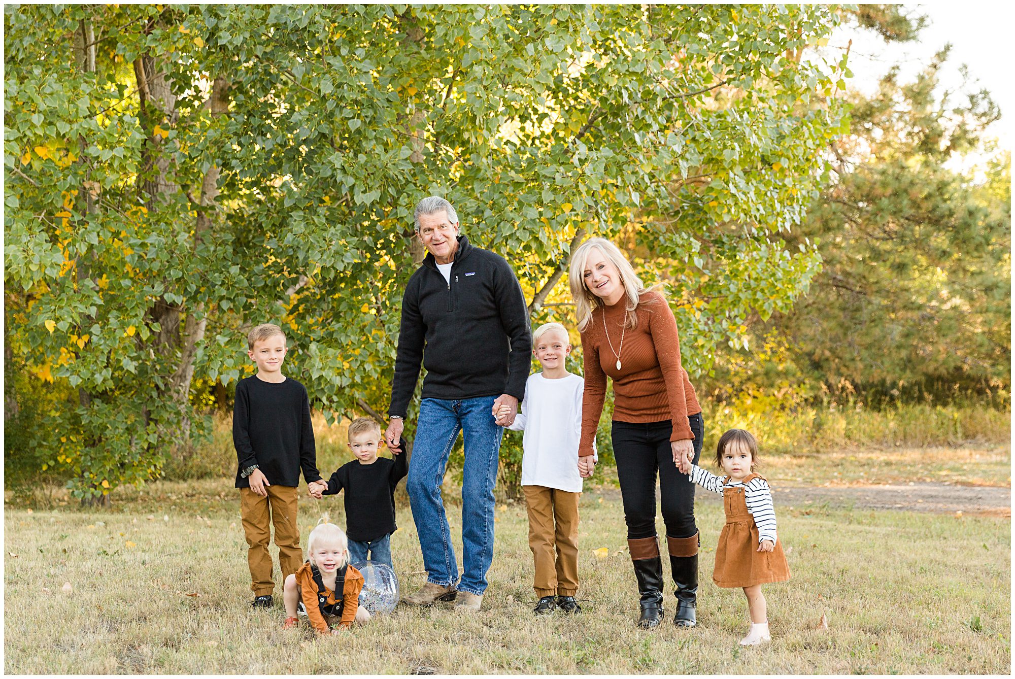 Outdoor extended family session