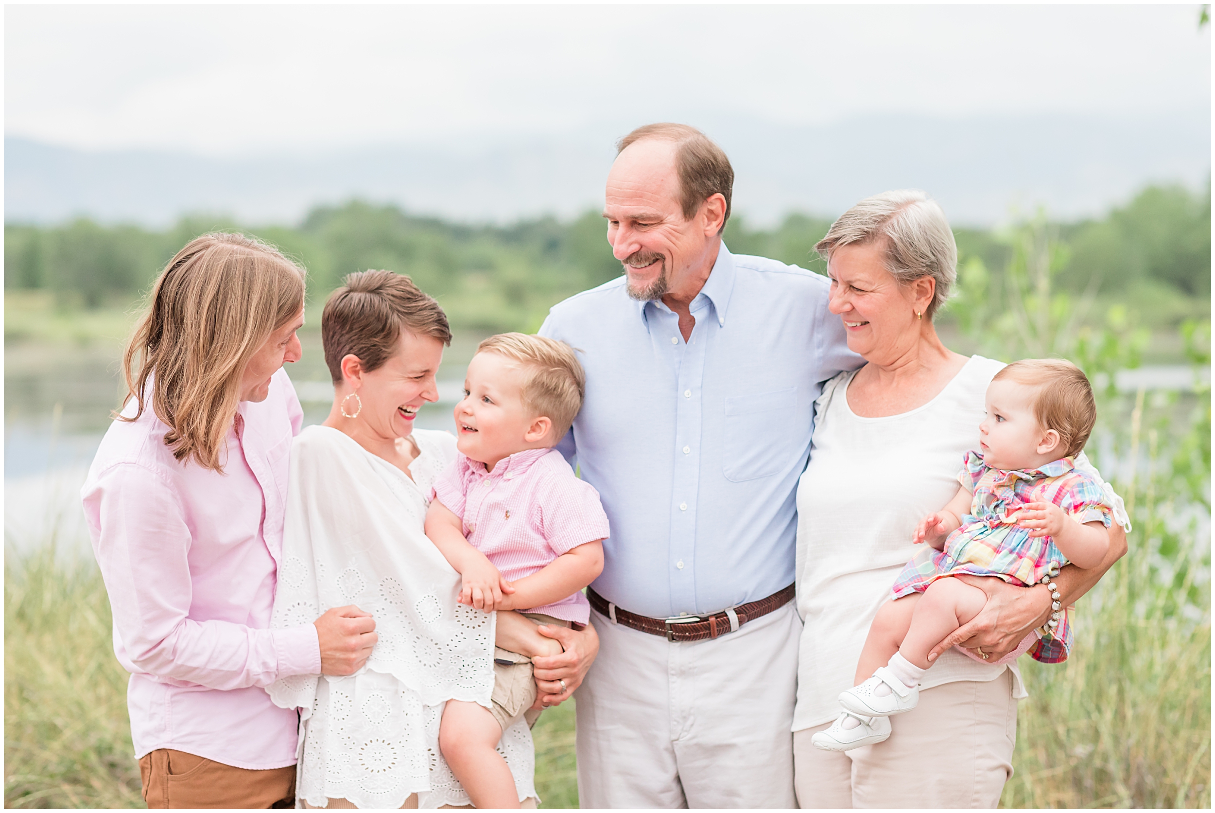 The Schroer’s Extended Family Session | Erie Family Photography